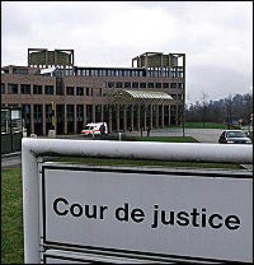 Corte Ue, il contributo italiano per l'acquisto del decoder DTT va recuperato